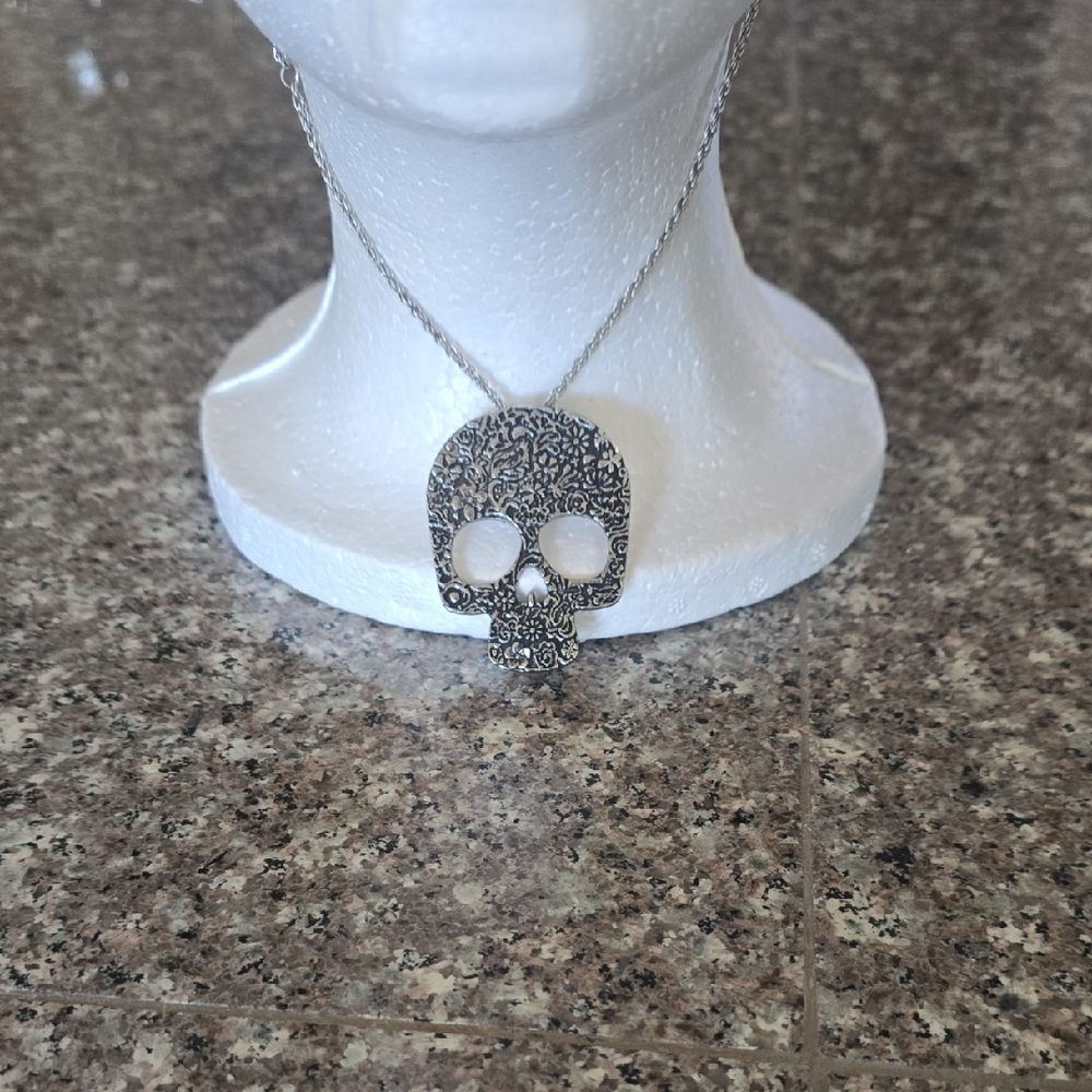 Silver Floral Skull Pendant Necklace - Women Jewelry